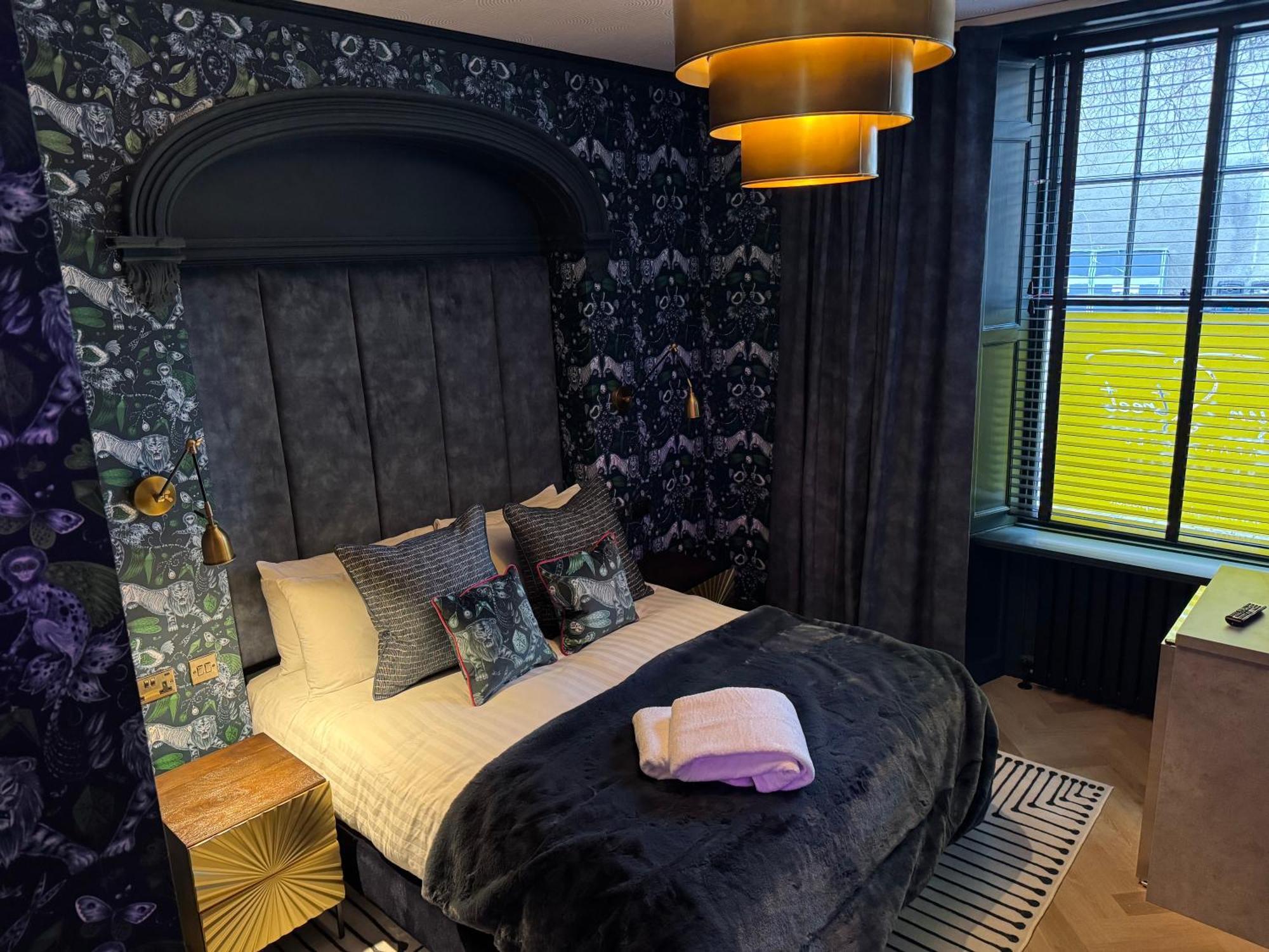 Secret Suites Lancaster Exterior foto